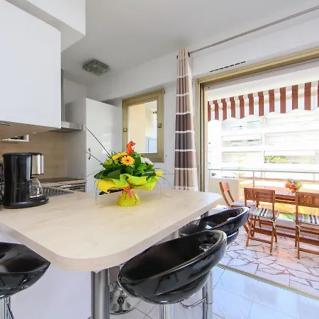 Lerins By Interhome * 戛纳